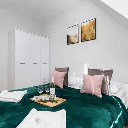 Podczele Seashore & Jacuzzi With Parking By Renters * コウォブジェク