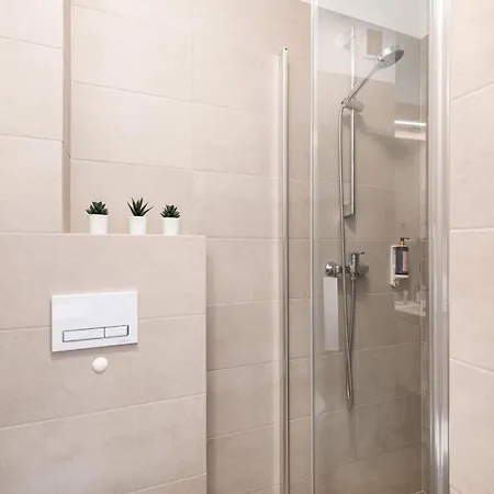 Podczele Seashore & Jacuzzi With Parking By Renters 3* كولوبرزيغ