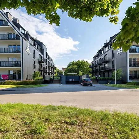 アパートホテル Podczele Seashore & Jacuzzi With Parking By Renters *