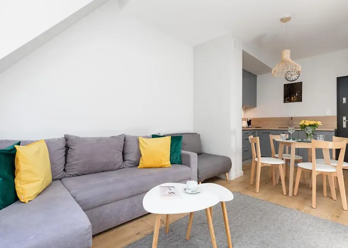 Podczele Seashore & Jacuzzi With Parking By Renters