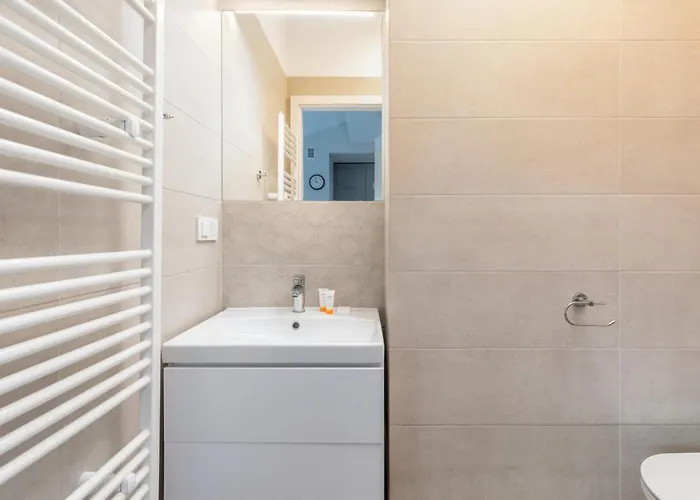 Podczele Seashore & Jacuzzi With Parking By Renters Apart Otel Kolobrzeg