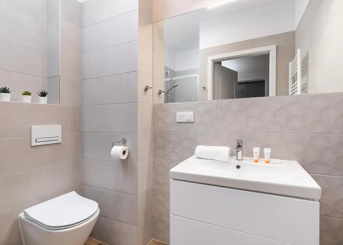 Podczele Seashore & Jacuzzi With Parking By Renters Kolobrzeg