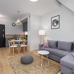 Podczele Seashore & Jacuzzi With Parking By Renters 3* Kołobrzeg