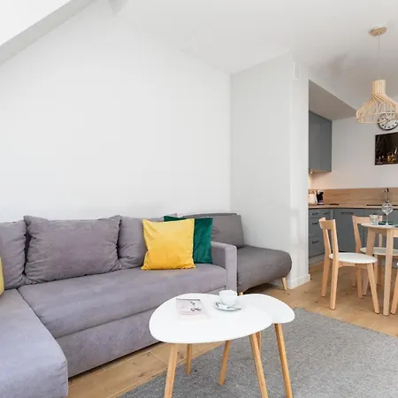 Podczele Seashore & Jacuzzi With Parking By Renters