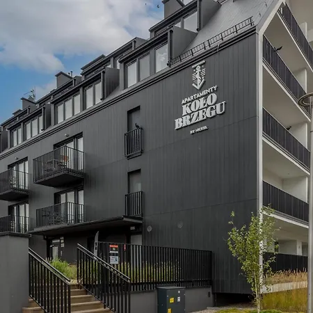 Aparthotel Podczele Seashore & Jacuzzi With Parking By Renters