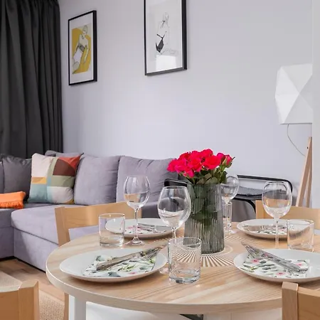 Apartmanhotel Podczele Seashore & Jacuzzi With Parking By Renters