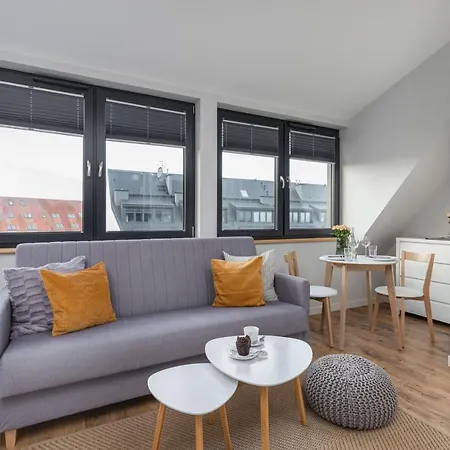 Podczele Seashore & Jacuzzi With Parking By Renters Apartahotel