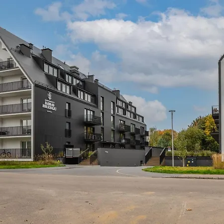 Aparthotel Podczele Seashore & Jacuzzi With Parking By Renters *