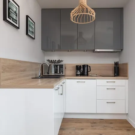 Podczele Seashore & Jacuzzi With Parking By Renters Kołobrzeg