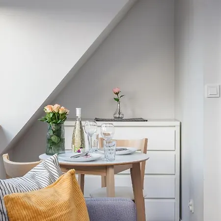 Podczele Seashore & Jacuzzi With Parking By Renters Apartahotel