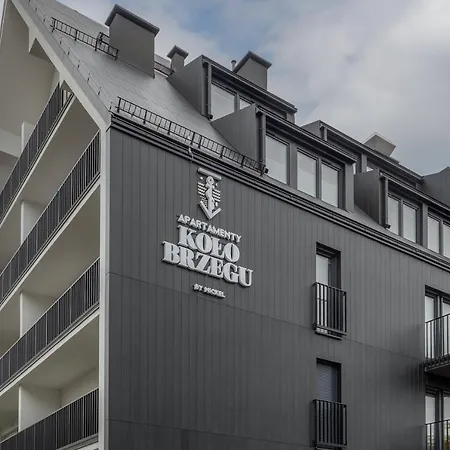 Aparthotel Podczele Seashore & Jacuzzi With Parking By Renters *