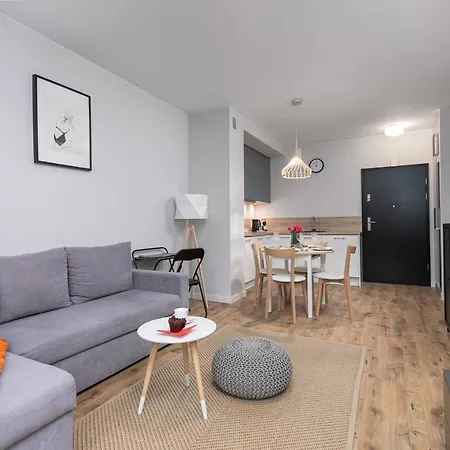 Podczele Seashore & Jacuzzi With Parking By Renters Aparthotel