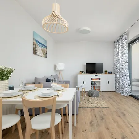 Podczele Seashore & Jacuzzi With Parking By Renters Appart hôtel Kołobrzeg