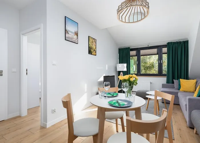 Podczele Seashore & Jacuzzi With Parking By Renters 3*