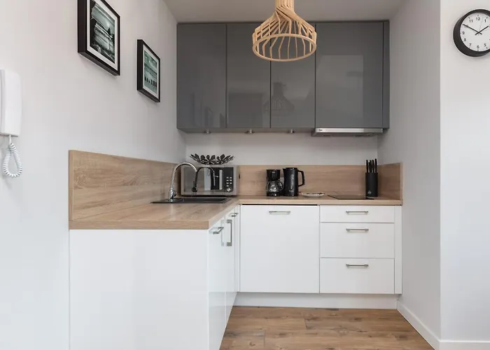 Podczele Seashore & Jacuzzi With Parking By Renters Kołobrzeg