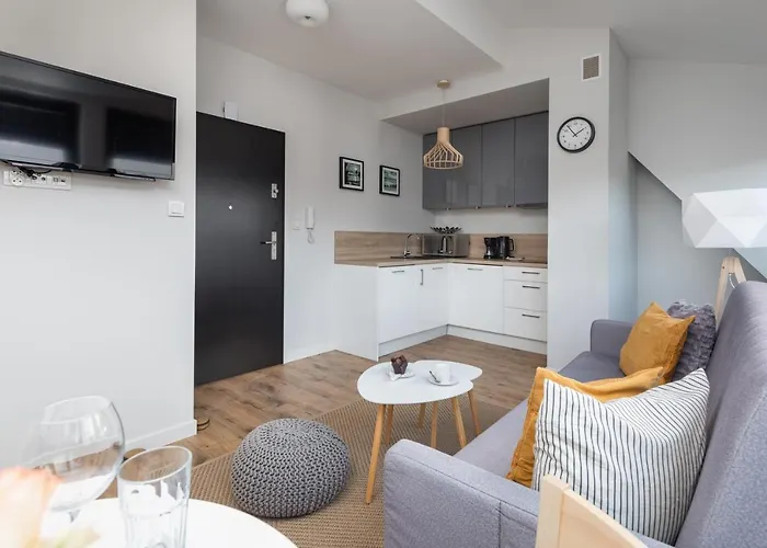 Podczele Seashore & Jacuzzi With Parking By Renters 3*