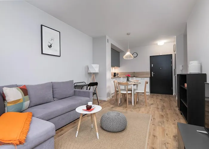 Podczele Seashore & Jacuzzi With Parking By Renters Apartahotel